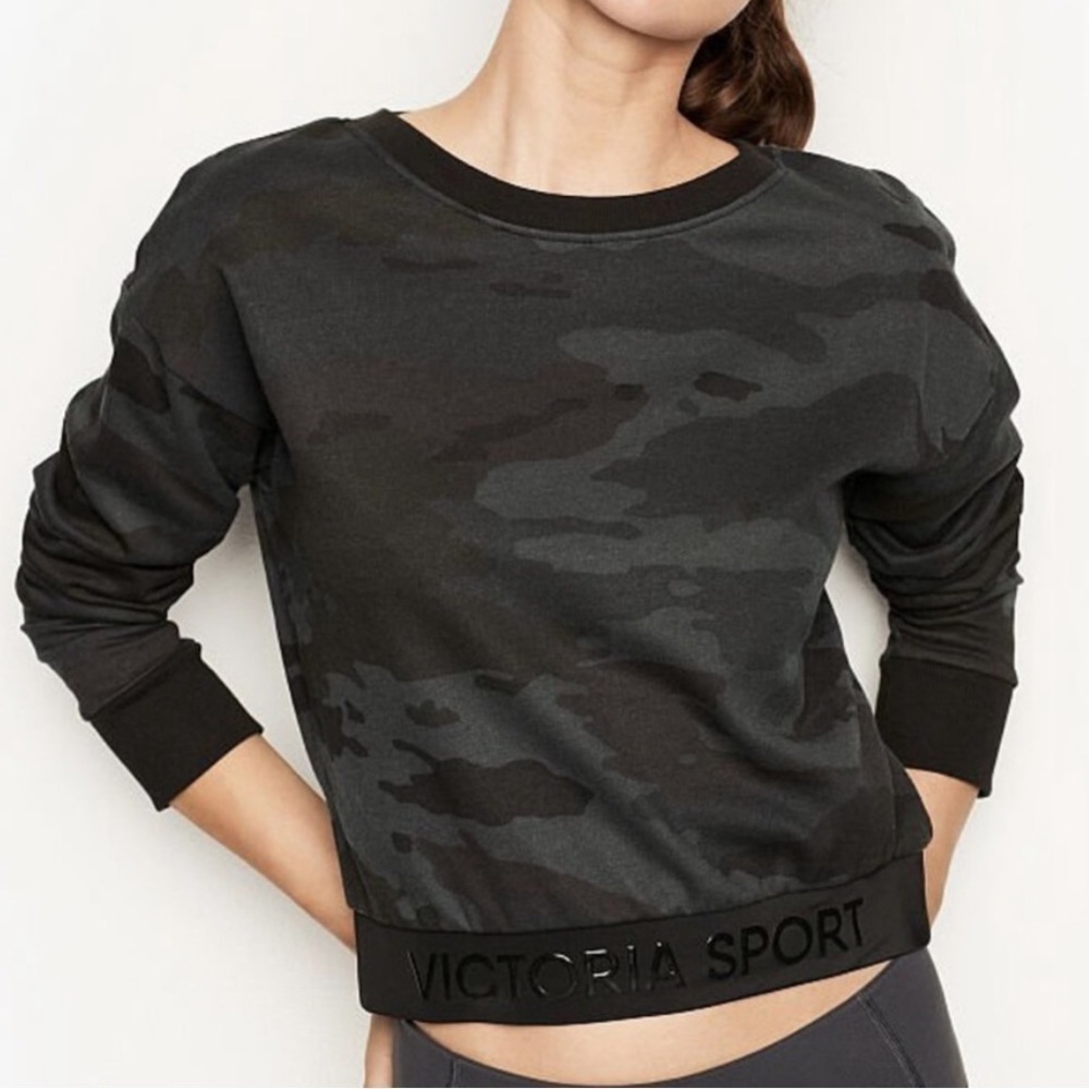 NWT Victoria’s Secret Women’s Camo Crop Crew Neck Sweatshirt Blue‎ Black XL